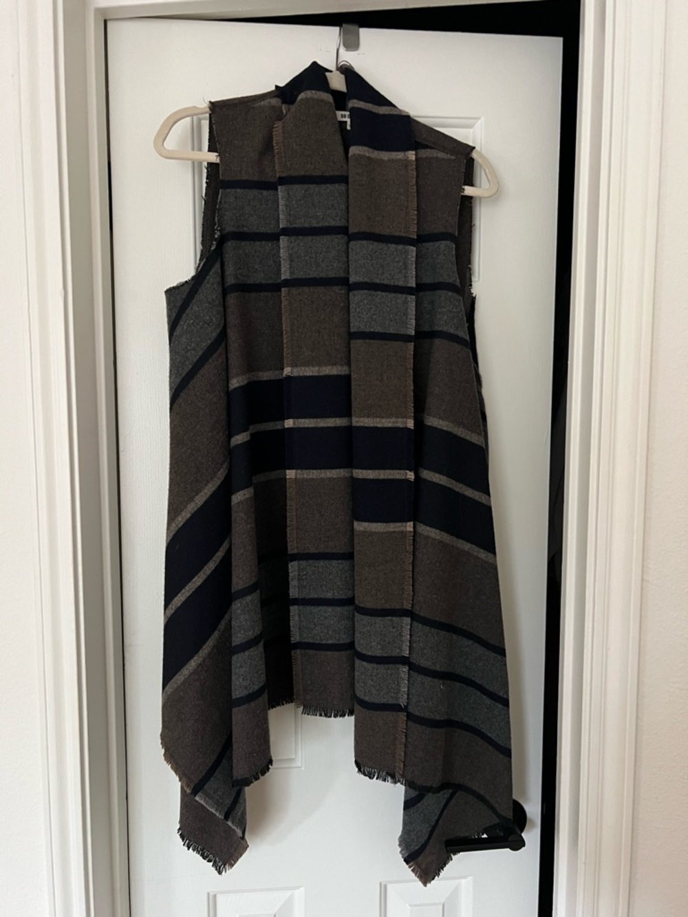 BB Dakota Striped Open Front Knit Vest in Charcoal & Navy